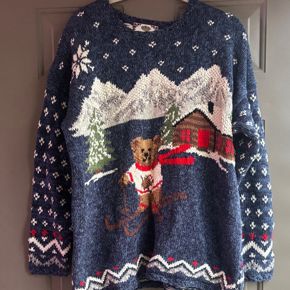 Vintage Tiara sweater Cottage Core 90 ‘ vibe